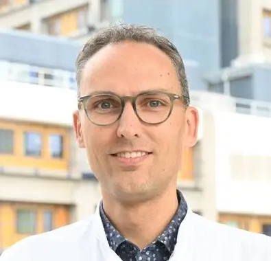 dr. Peter van Balen